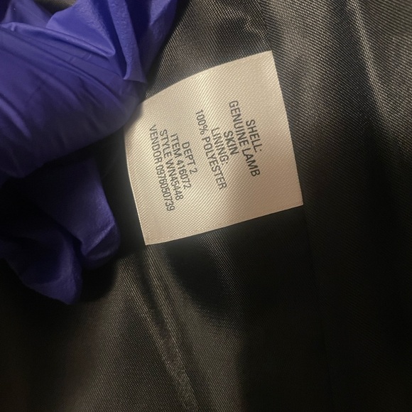 Women's Black lambskin leather Jacket - Picture 5 of 17